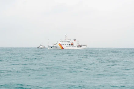 Tàu 390, Vùng 3 Hải quân.