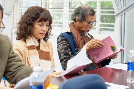 Hội viên Hội Văn nghệ dân gian với ấn phẩm "Văn hóa dân gian Xuân Ất Tỵ 2025".