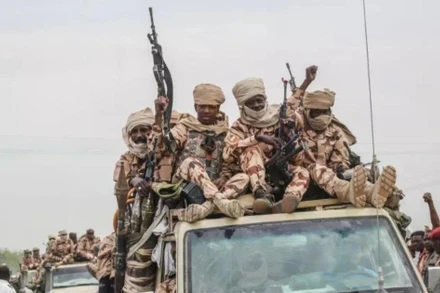 Binh sỹ Chad trên đường phố thủ đô N'Djamena. (Nguồn: AFP)