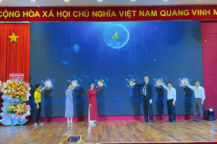 Lễ phát động chương trình. 