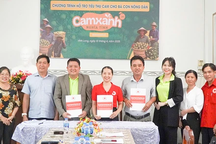 Ra mắt chương trình "Cam xanh nghĩa tình".