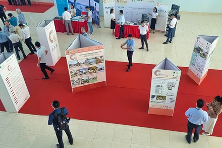 Triển lãm kiến trúc nhà ở nông thôn thích ứng biến đổi khí hậu. 