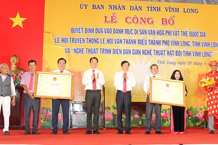 Vĩnh Long đón nhận 2 di sản văn hoá phi vật thể cấp quốc gia. 