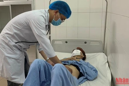 Bệnh nhân B.X.B sau can thiệp đã tỉnh táo và tiếp tục được theo dõi điều trị tại Bệnh viện Đa khoa Trung ương Cần Thơ.