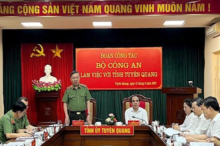 Đại tướng Tô Lâm, Ủy viên Bộ Chính trị, Bộ trưởng Công an phát biểu tại buổi làm việc.