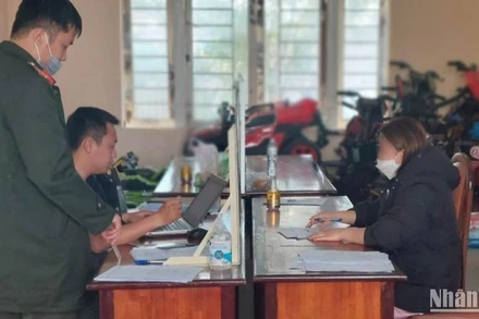 Bị can Lê Thị Bích Hoàng tại cơ quan công an.