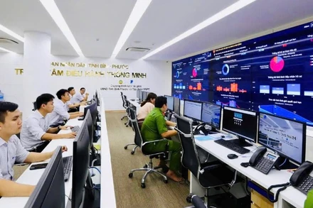 Gỡ rào cản về thể chế, chính sách sẽ giúp doanh nghiệp bứt phá trong nền kinh tế số. (Ảnh: THÚY QUỲNH)