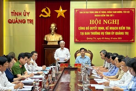 Đồng chí Đỗ Văn Chiến, Ủy viên Bộ Chính trị, Bí thư Trung ương Đảng, Chủ tịch Ủy ban Trung ương Mặt trận Tổ quốc Việt Nam phát biểu tại hội nghị.