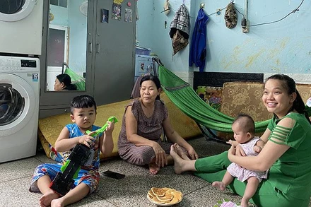 Người lao động tại Thành phố Hồ Chí Minh mong muốn nhận tiền hỗ trợ thuê nhà theo quy định.