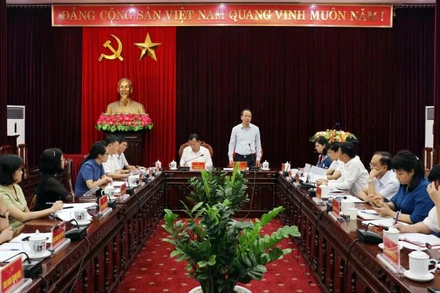 Toàn cảnh buổi làm việc.