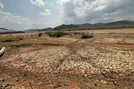 Hồ đầu nguồn Đankia - Suối Vàng (Lâm Đồng).