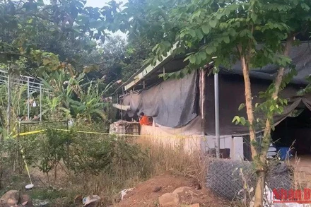 Hiện trường hai nạn nhân tử vong.