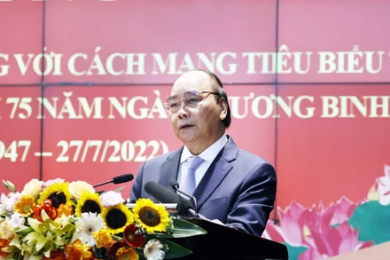 Chủ tịch nước Nguyễn Xuân Phúc phát biểu chỉ đạo tại hội nghị. (Ảnh: TTXVN)