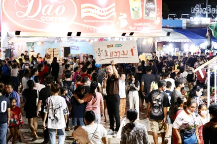 Chính phủ Lào nhận định nền kinh tế nước này tăng trưởng ở mức 4,4%. (Ảnh: Trịnh Quốc Dũng)