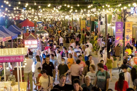 Vietnam Airlines và Vietjet Air dẫn đầu danh sách các hãng hàng không được du khách yêu thích. (Ảnh: Outbox)