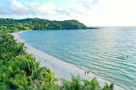 Tới những vùng biển, khu vực gần nguồn nước để trốn nóng là xu hướng du lịch được nhiều du khách Việt Nam lựa chọn trong năm 2024. (Ảnh: SG) 