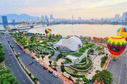 Đà Nẵng vẫn tiếp tục thể hiện vị thế là điểm đến du lịch nghỉ dưỡng hàng đầu. (Ảnh: Báo Quân đội Nhân dân)