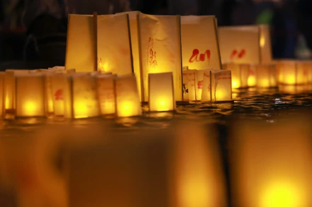 Núi Bà Đen lung linh đêm dâng đăng mừng Lễ Vía Quán Thế Âm xuất gia 