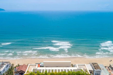Đà Nẵng là 1 trong 6 điểm đến lý tưởng cho kỳ nghỉ ở biển với chi phí hợp lý trong mùa hè này. (Ảnh: Booking.com)