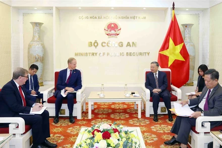 Toàn cảnh buổi tiếp. 