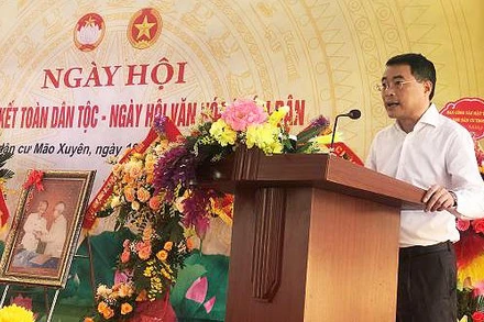 Đồng chí Lê Minh Hưng phát biểu. 