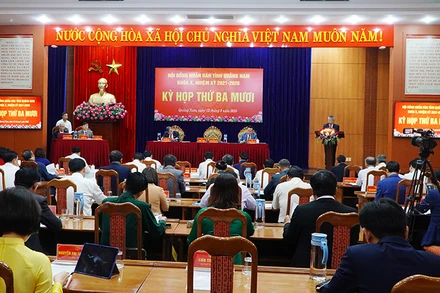 Quang cảnh Kỳ họp thứ 30, Hội đồng nhân dân tỉnh khóa X, nhiệm kỳ 2021-2026. 