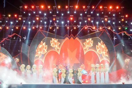 Chương trình nghệ thuật diễn ra tại kỷ niệm 50 năm ngày giải phóng quê hương Thăng Bình (26/3/1975-26/3/2025).