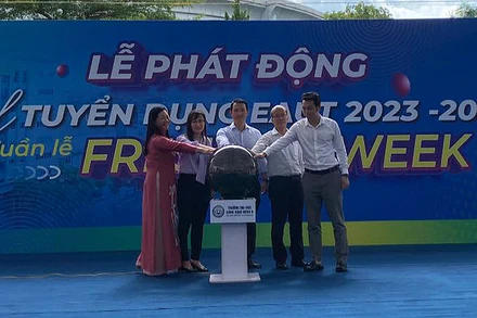 Khai mạc phiên giao dịch việc làm chuyên đề việc làm bán thời gian tại Hà Nội. (Ảnh: HCES)