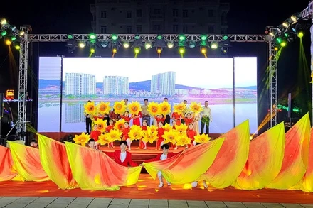 Chương trình nghệ thuật đặc sắc tại lễ khai mạc du lịch "Cô Tô - Dấu ấn đảo xanh" năm 2023.