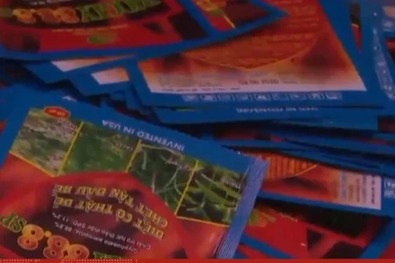 [Video] Khởi tố vụ án "sản xuất, buôn bán hàng giả là thuốc bảo vệ thực vật”