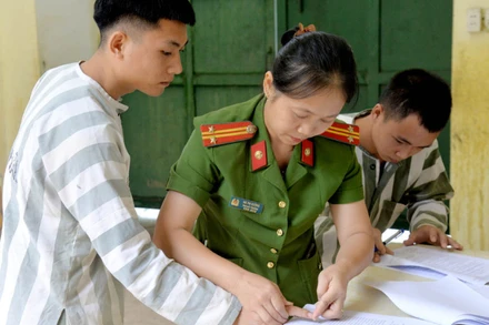 [Video] Triển khai công tác đặc xá cho phạm nhân nhân dịp kỷ niệm 30/4