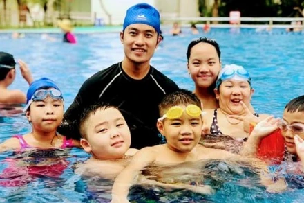 Trang bị kỹ năng bơi và phòng, chống đuối nước mùa hè cho trẻ em.