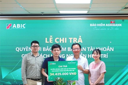 Khách hàng sử dụng tài khoản của Agribank đã được Bảo hiểm Agribank chi trả bảo hiểm sau khi bị lừa đảo qua mạng.