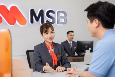 Giao dịch khách hàng tại MSB.