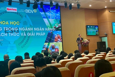 Hội thảo “Thực thi ESG trong ngành Ngân hàng: Cơ hội, thách thức và giải pháp”.