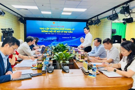 Toàn cảnh cuộc tọa đàm.