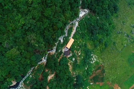 Cầu kính Bạch Long - Mộc Châu - Sơn La