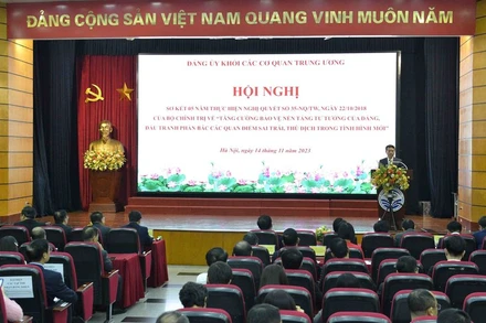 Quang cảnh hội nghị
