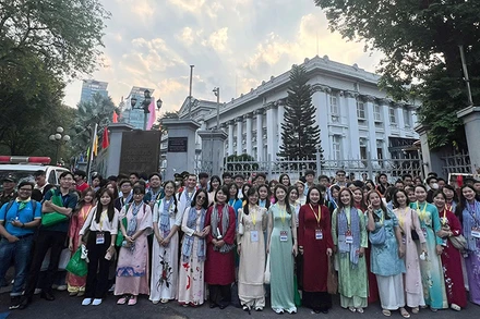 Kiều bào Thái Lan tự hào về đất nước Việt Nam, ấn tượng về lễ diễu binh