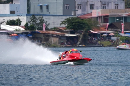  Đội F1H20 Bình Định-Việt Nam khẳng định vị thế trong ngày đua phân hạng