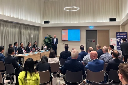 Quang cảnh hội thảo tại Hà Lan.