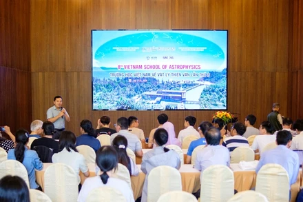 Toàn cảnh lễ khai mạc.