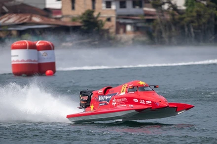 Đội F1H20 Bình Định - Việt Nam giữ phong độ ngày đua thứ 2