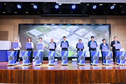 Samsung khởi công dự án điện mặt trời mái nhà tại Thành phố Hồ Chí Minh