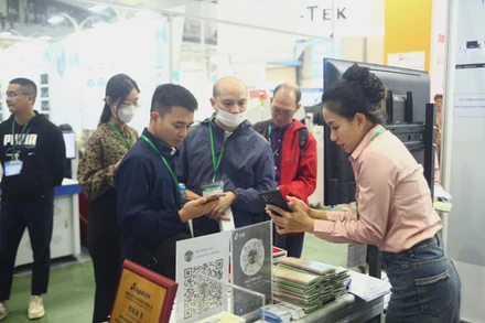 Kết nối toàn cầu mở rộng thị trường ngành sản xuất điện tử Việt Nam