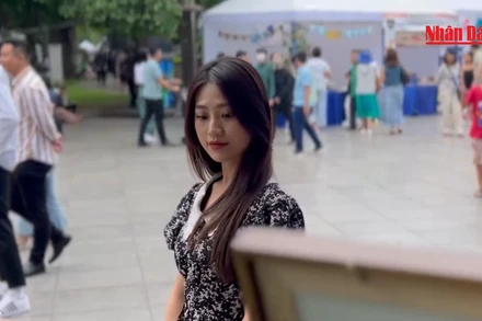 [Video] Chuyến du lịch vòng quanh châu Âu giữa lòng Hà Nội