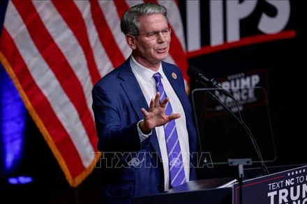 Ông Scott Bessent phát biểu trong chiến dịch vận động tranh cử của cựu Tổng thống Donald Trump ở Asheville, bang Bắc Carolina (Mỹ) ngày 14/8/2024. Ảnh tư liệu: REUTERS/TTXVN