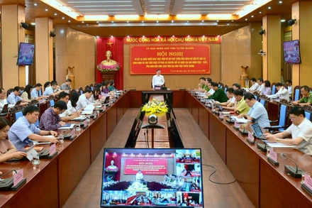 Hội nghị sơ kết 2 năm triển khai thực hiện Đề án phát triển ứng dụng về dữ liệu dân cư, định danh và xác thực điện tử phục vụ chuyển đổi số quốc gia giai đoạn 2022-2025, tầm nhìn đến năm 2030 trên địa bàn tỉnh Tuyên Quang.