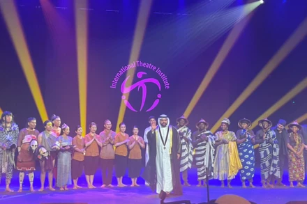 Lễ khai mạc Đại hội Sân khấu thế giới.