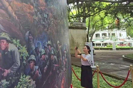 [Video] Công nghệ thực tế ảo tăng cường AR trên bức tranh panorama tái hiện Chiến thắng Điện Biên Phủ